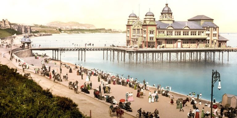 18 Victorian Seaside Pleasure Piers